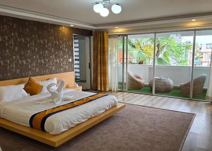 Royal 3* Kathmandu