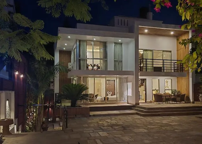 Royal Hotel 3*